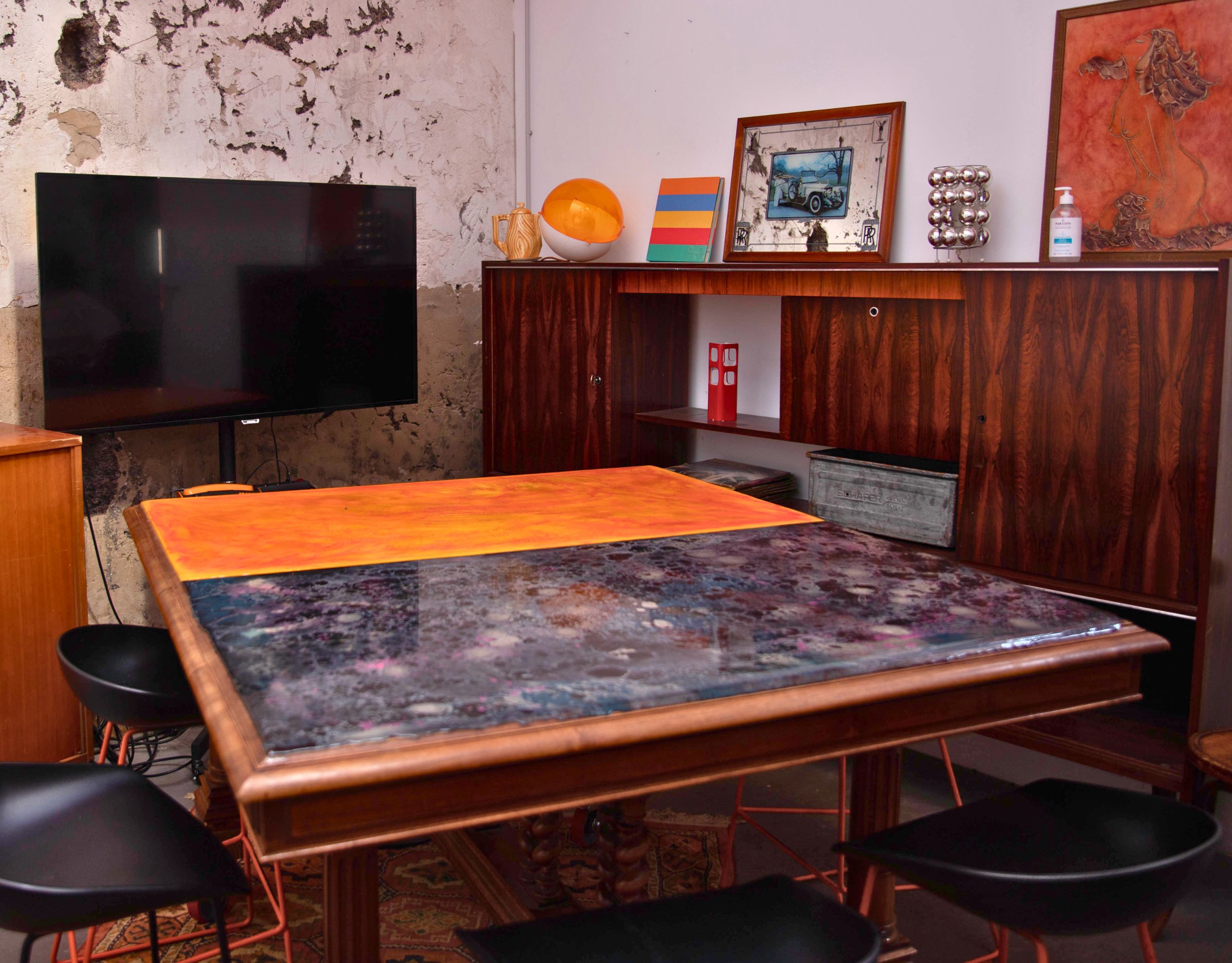 Table bois et résine "Munch" - Collection Atome Black